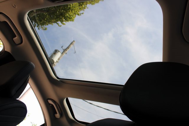 Used 2023 Mercedes-Benz C 300 Sedan image 18