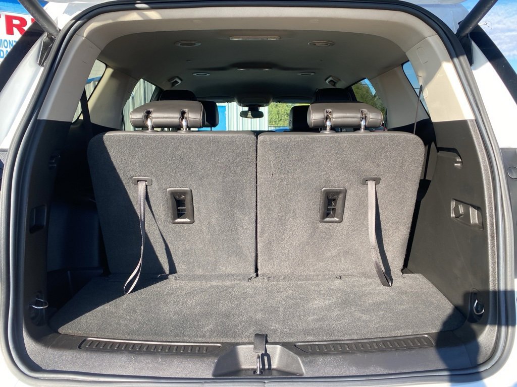 Used 2023 GMC Acadia Denali image 28