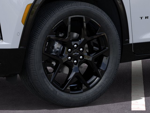 New 2026 Chevrolet Traverse RS w/ LPO, Floor Liner Package FWD image 9