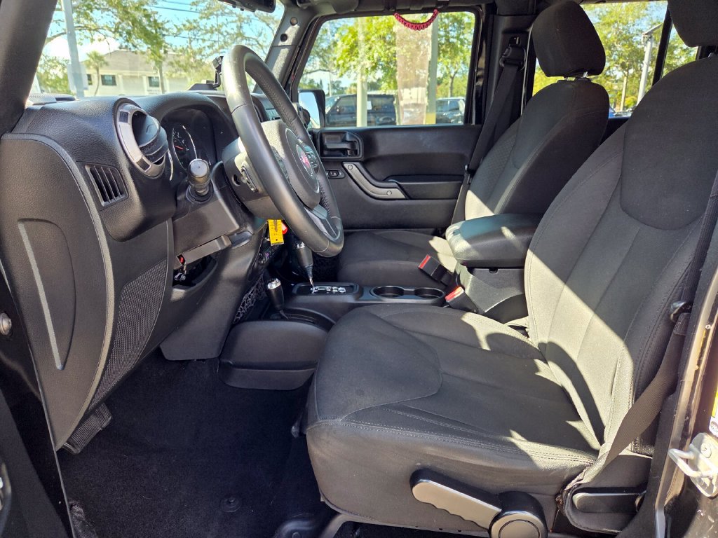 Used 2015 Jeep Wrangler Unlimited Sport w/ Quick Order Package 24S AWD/4WD image 13