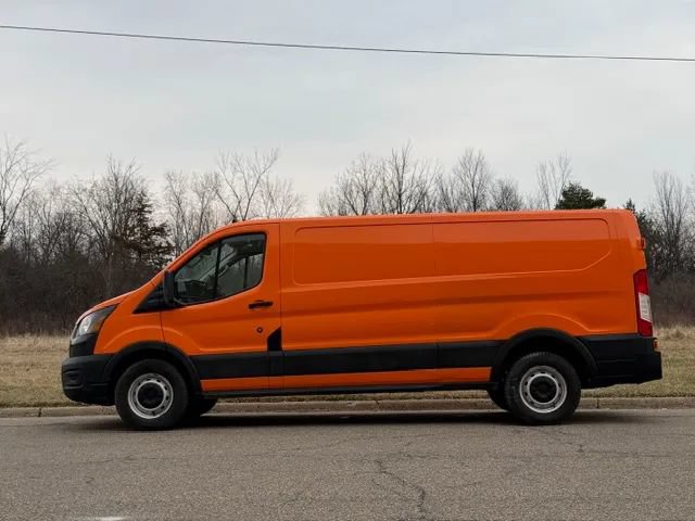 Used 2021 Ford Transit 150 Low Roof RWD image 21