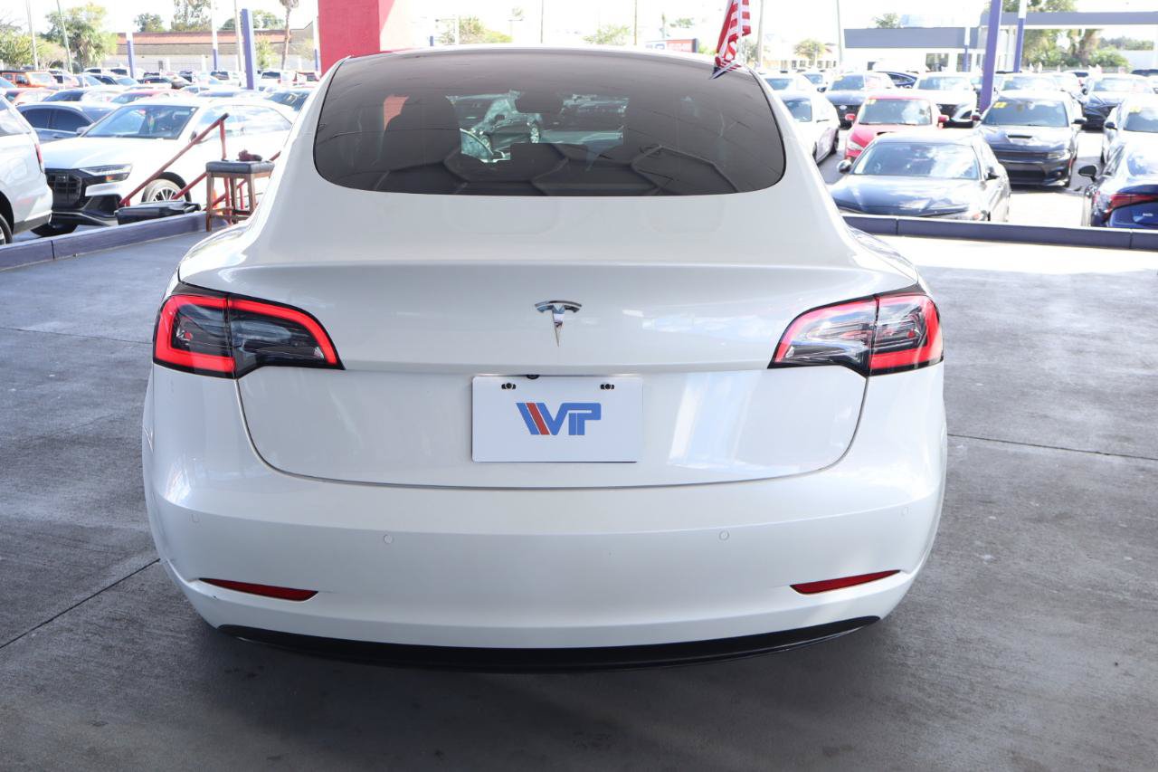 Used 2021 Tesla Model 3 Standard Range Plus RWD image 8