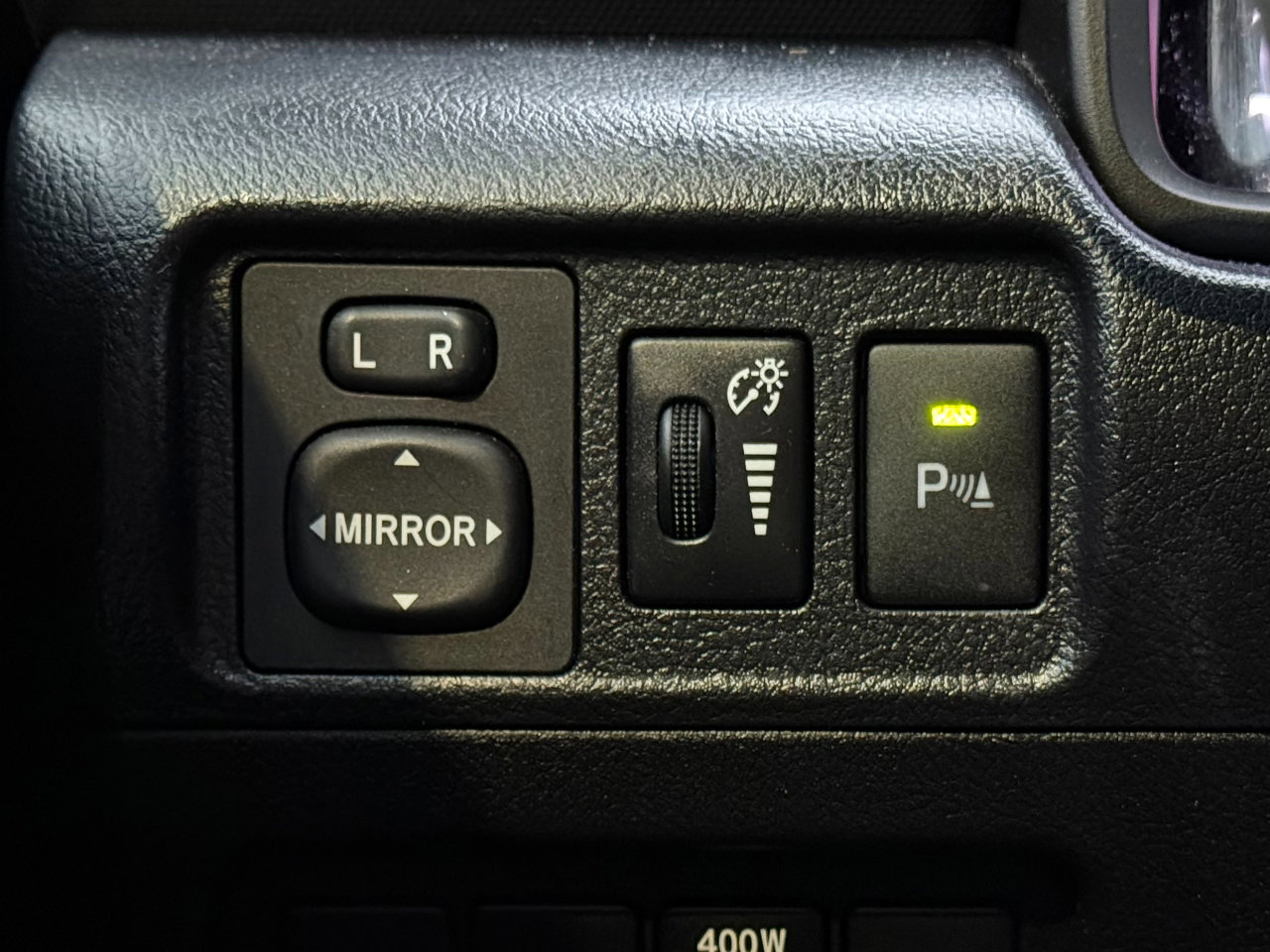 Used 2016 Toyota 4Runner Limited image 19