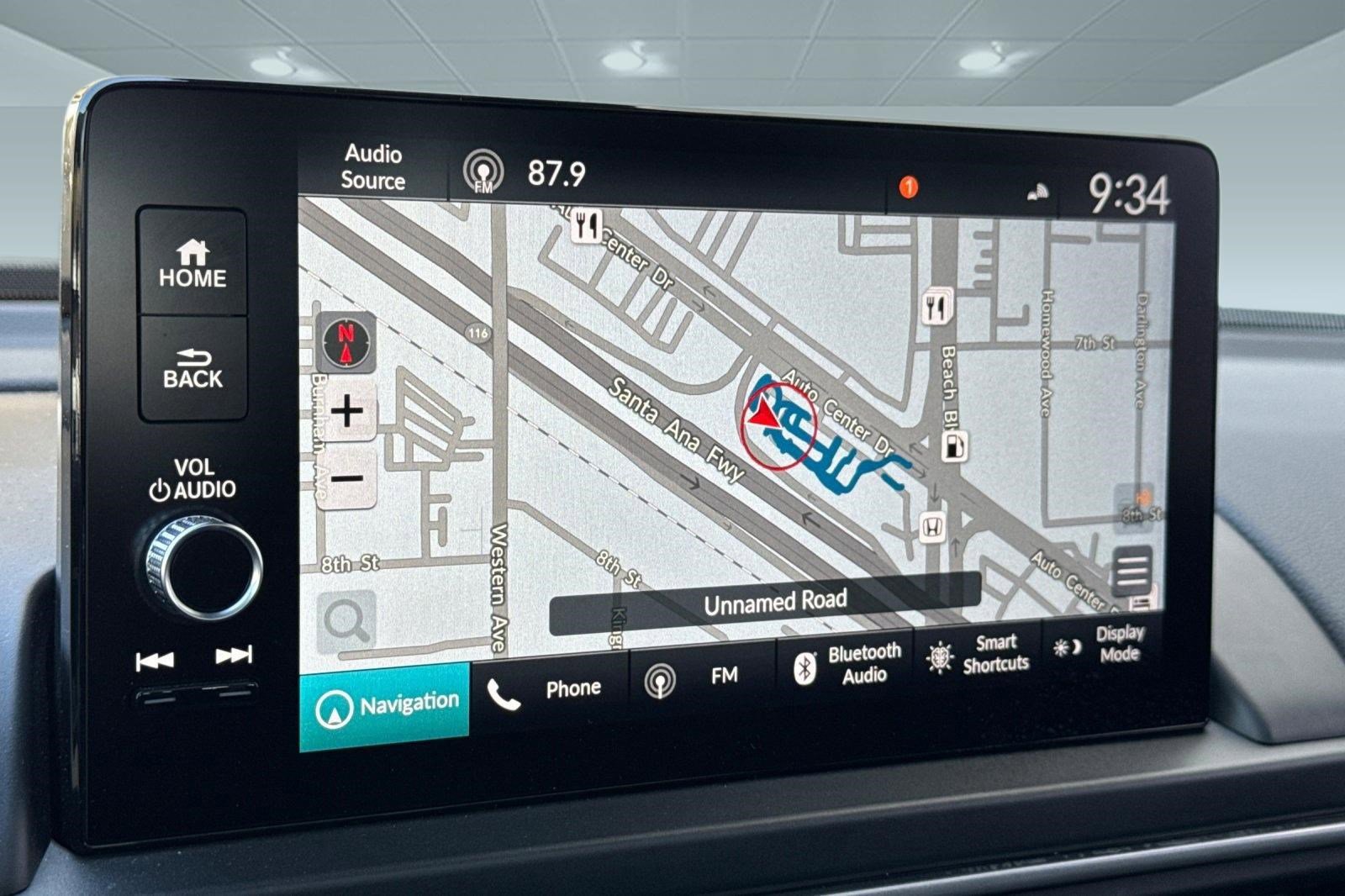 Certified 2025 Honda Pilot Touring image 24