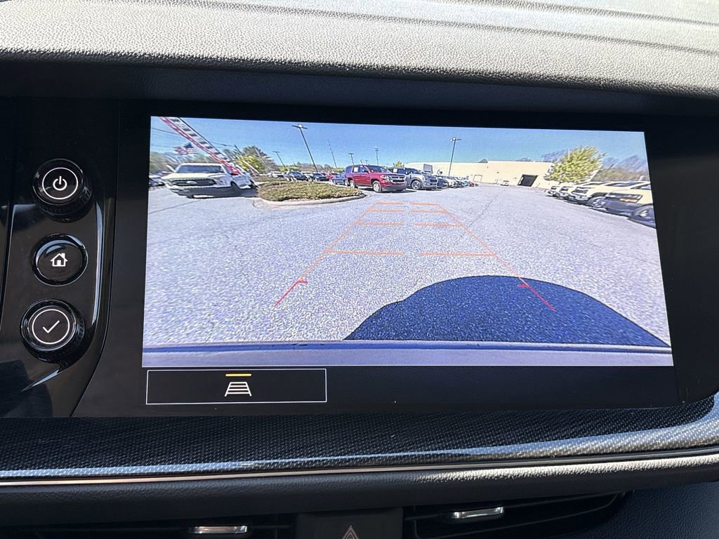 Used 2021 Buick Envision Essence image 17