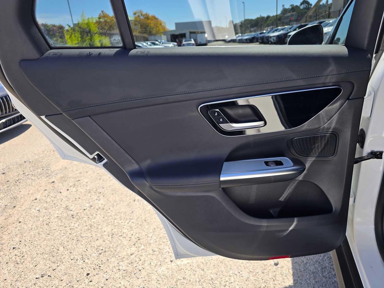 Used 2024 Mercedes-Benz GLC 300 4MATIC image 14