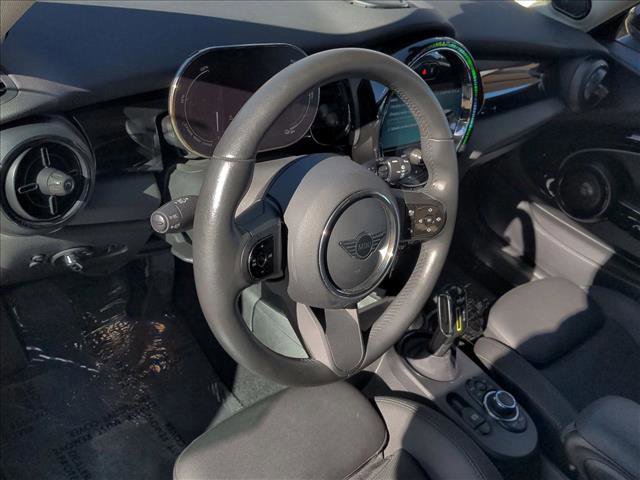 Used 2024 MINI Cooper SE image 11