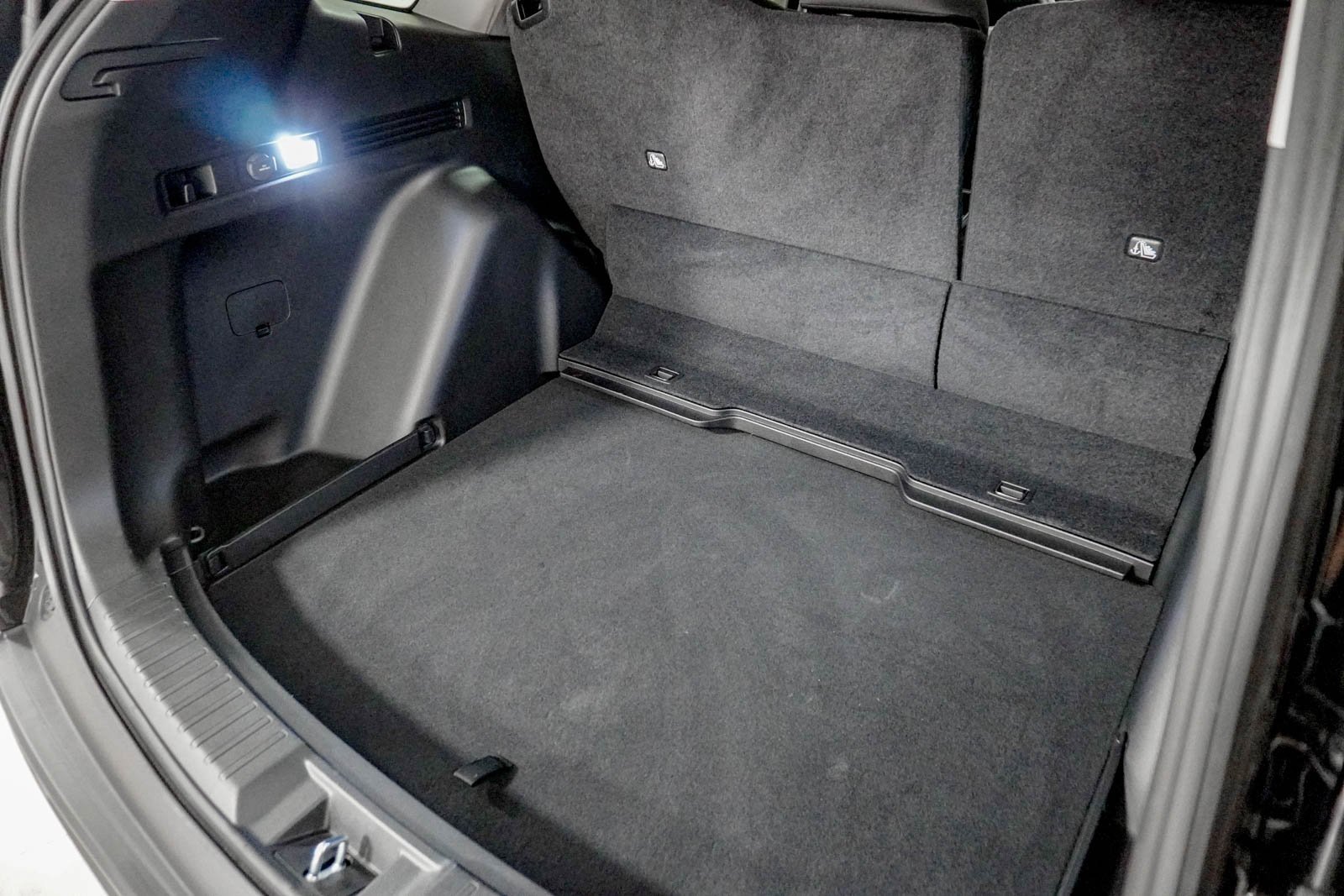 Certified 2025 Honda CR-V EX image 9