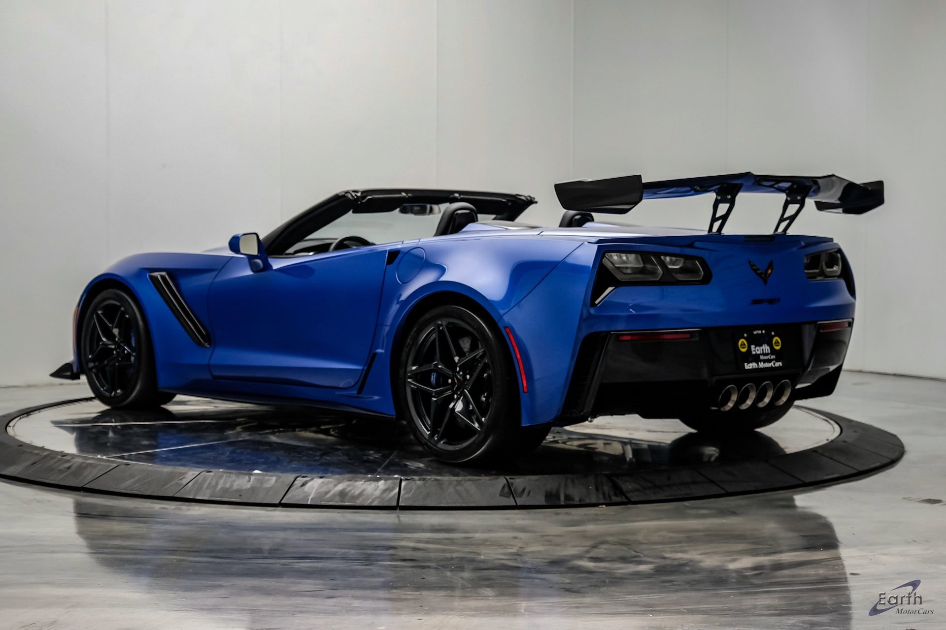 Used 2019 Chevrolet Corvette ZR1 RWD image 13