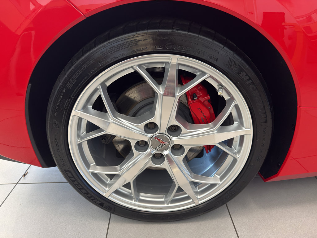 Used 2020 Chevrolet Corvette Stingray Premium Cpe w/ 3LT Preferred Equipment Group image 29