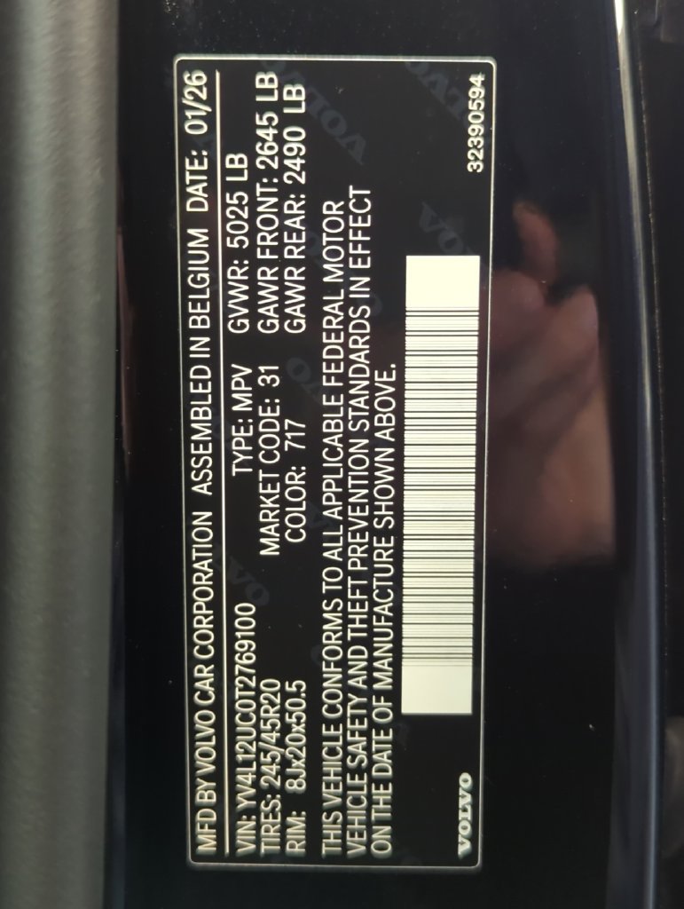 New 2026 Volvo XC40 B5 Plus w/ Protection Package Premier AWD/4WD image 35