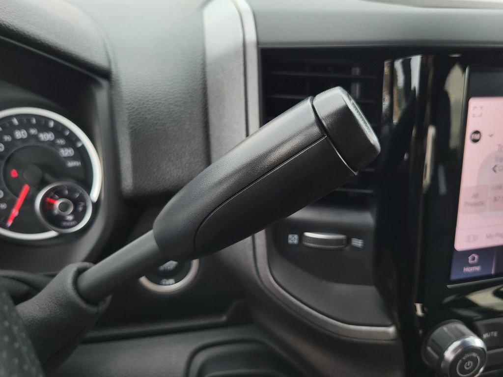 New 2025 RAM 2500 Tradesman w/ Chrome Appearance Group image 15