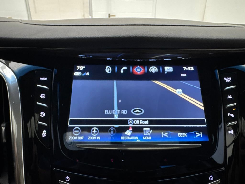 Used 2019 Cadillac Escalade Premium Luxury AWD/4WD image 37