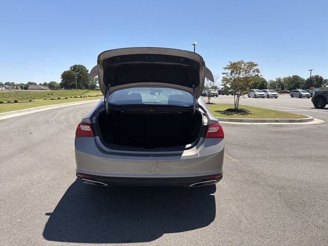 Used 2023 Chevrolet Malibu RS FWD image 18