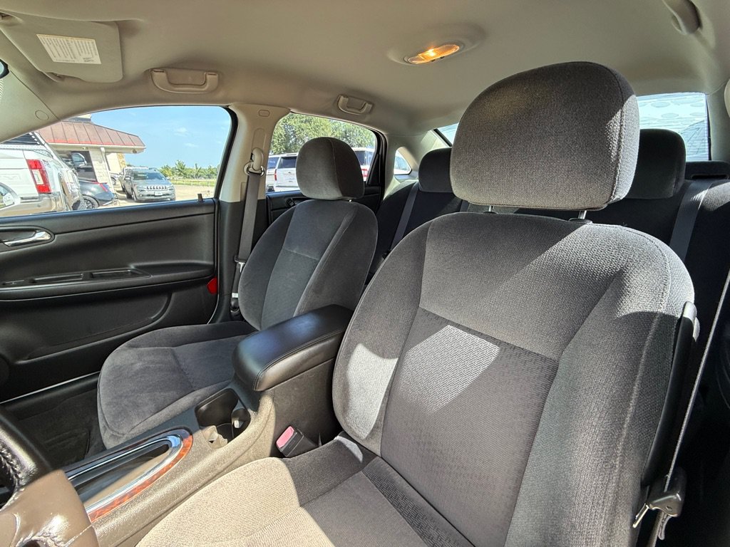 Used 2014 Chevrolet Impala Limited LS FWD image 15