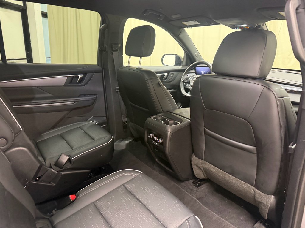 Certified 2025 Buick Enclave Sport Touring AWD/4WD image 25