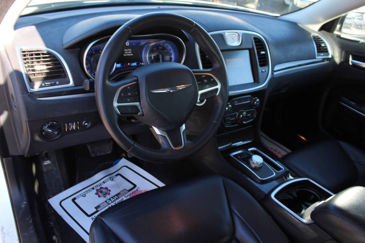 Used 2016 Chrysler 300 Limited AWD/4WD image 8