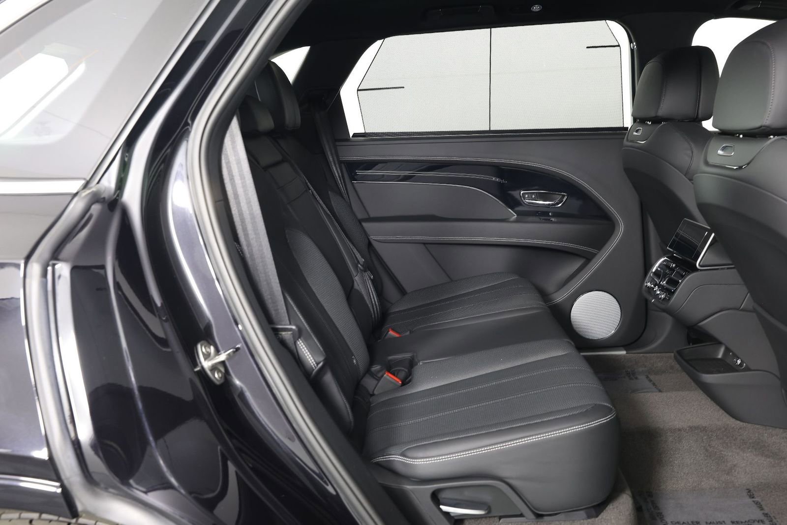 New 2025 Bentley Bentayga Extended Wheelbase AWD/4WD image 33