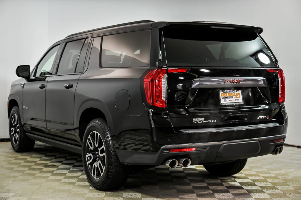 Used 2022 GMC Yukon XL AT4 image 6