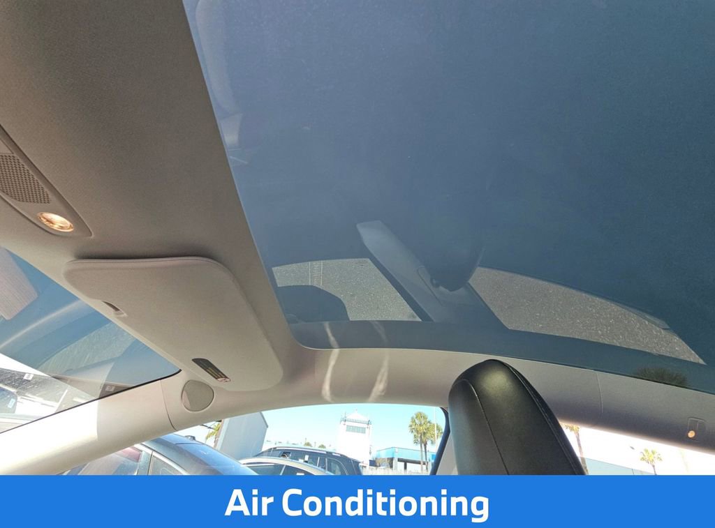 Used 2021 Tesla Model Y Long Range image 12