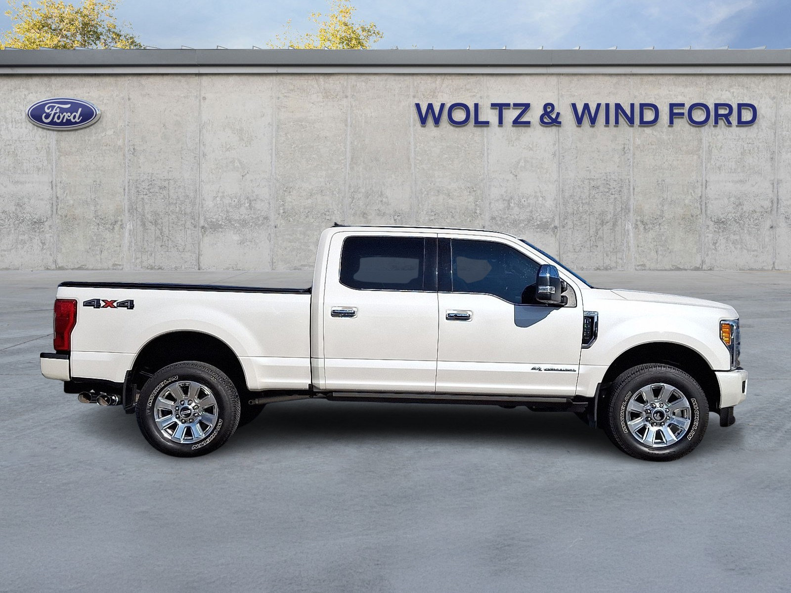 Used 2018 Ford F250 Platinum AWD/4WD image 7