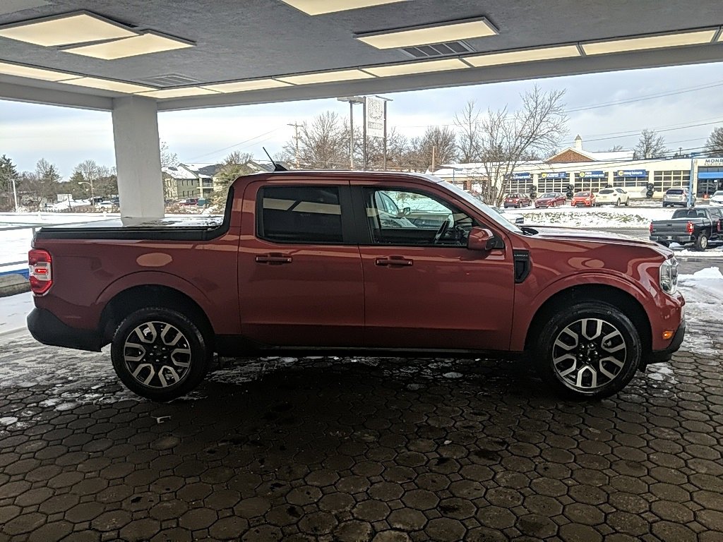 Used 2022 Ford Maverick Lariat w/ Lariat Luxury Package image 5