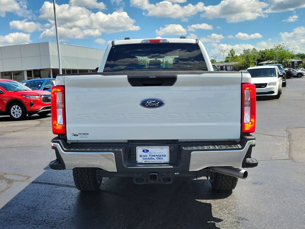 Certified 2025 Ford F250 XLT AWD/4WD image 5