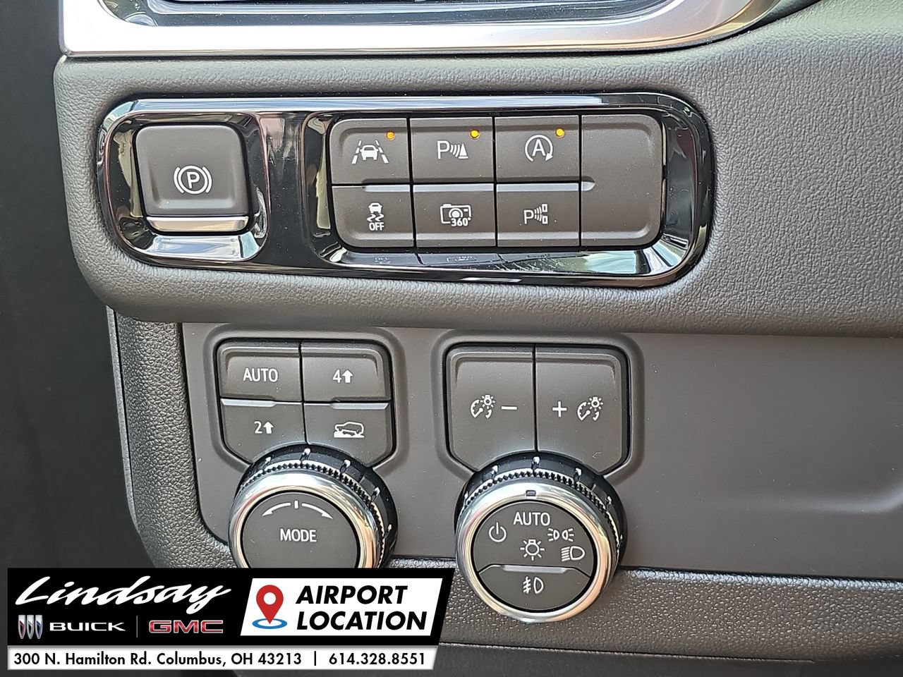 New 2026 GMC Yukon XL Elevation w/ Technology Package AWD/4WD image 19