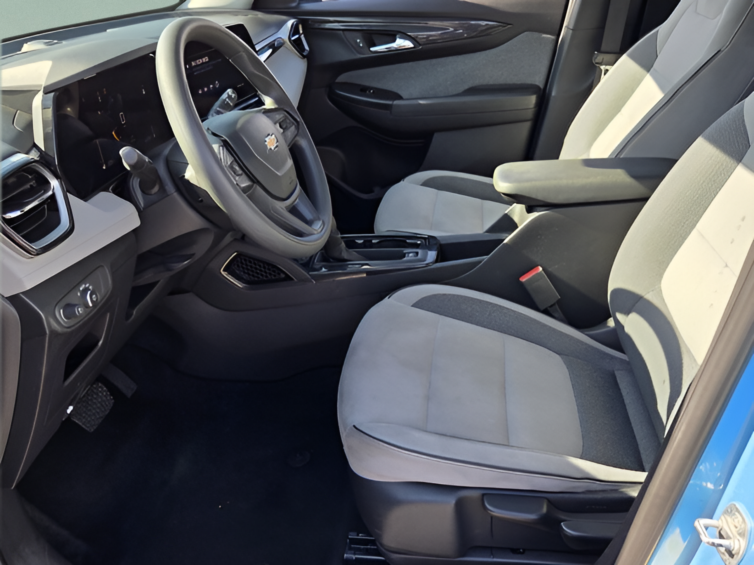 Used 2025 Chevrolet TrailBlazer LT FWD image 9