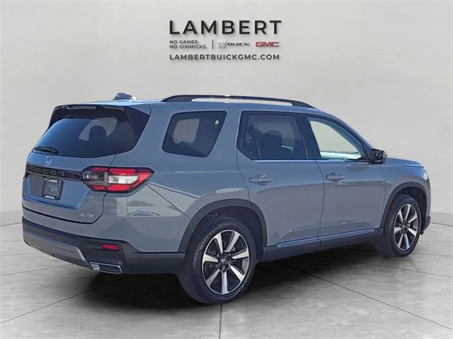 Used 2023 Honda Pilot Elite image 6