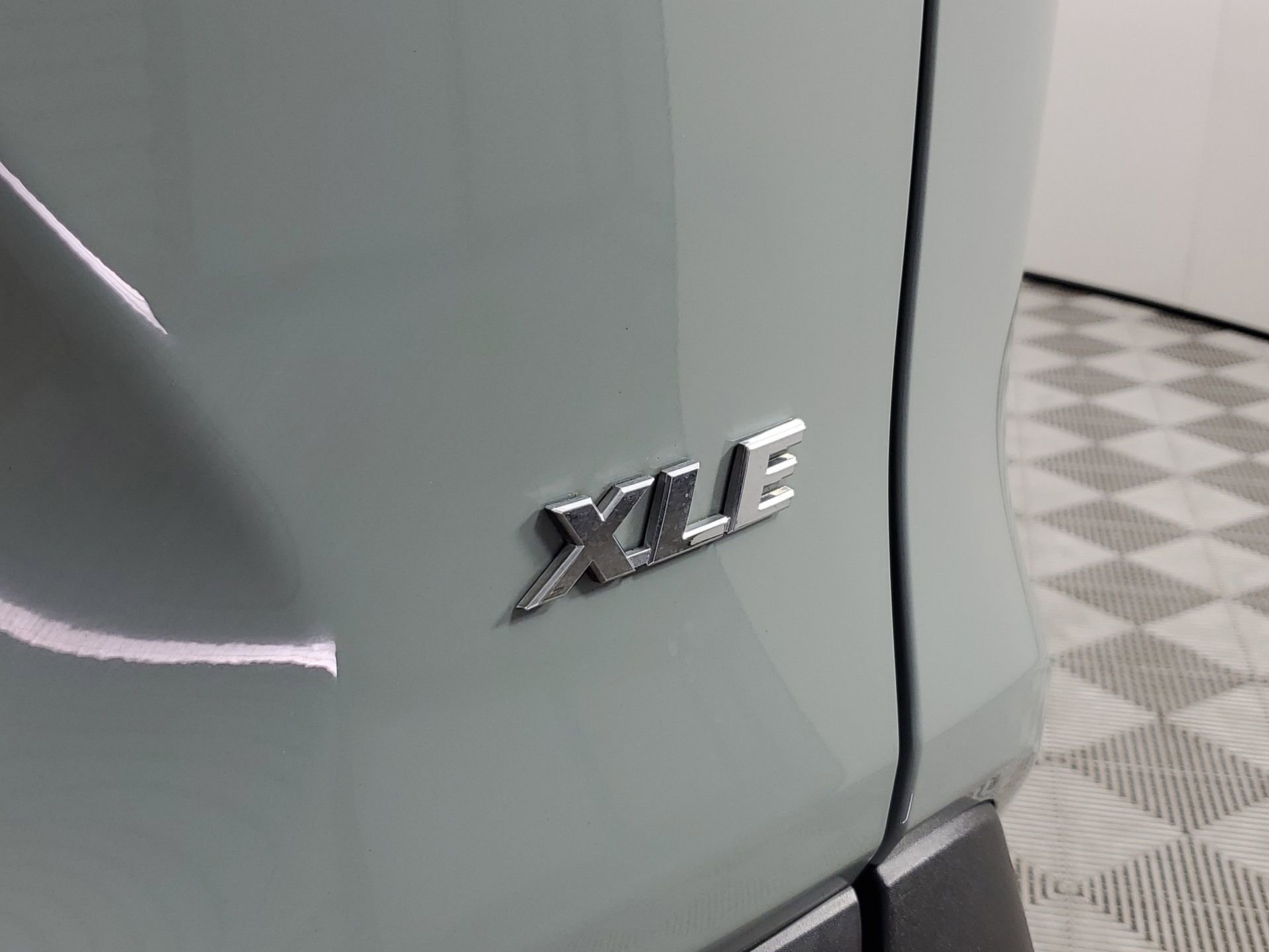 Used 2019 Toyota RAV4 XLE w/ Convenience Package image 20