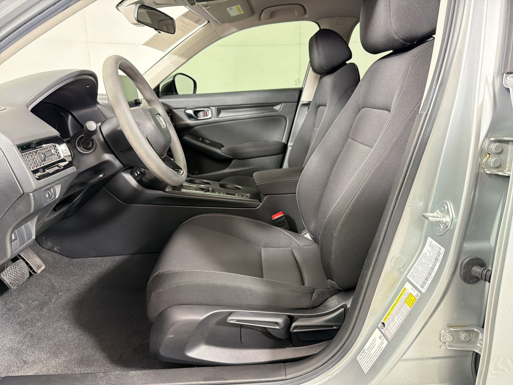 Certified 2025 Honda Civic LX image 5