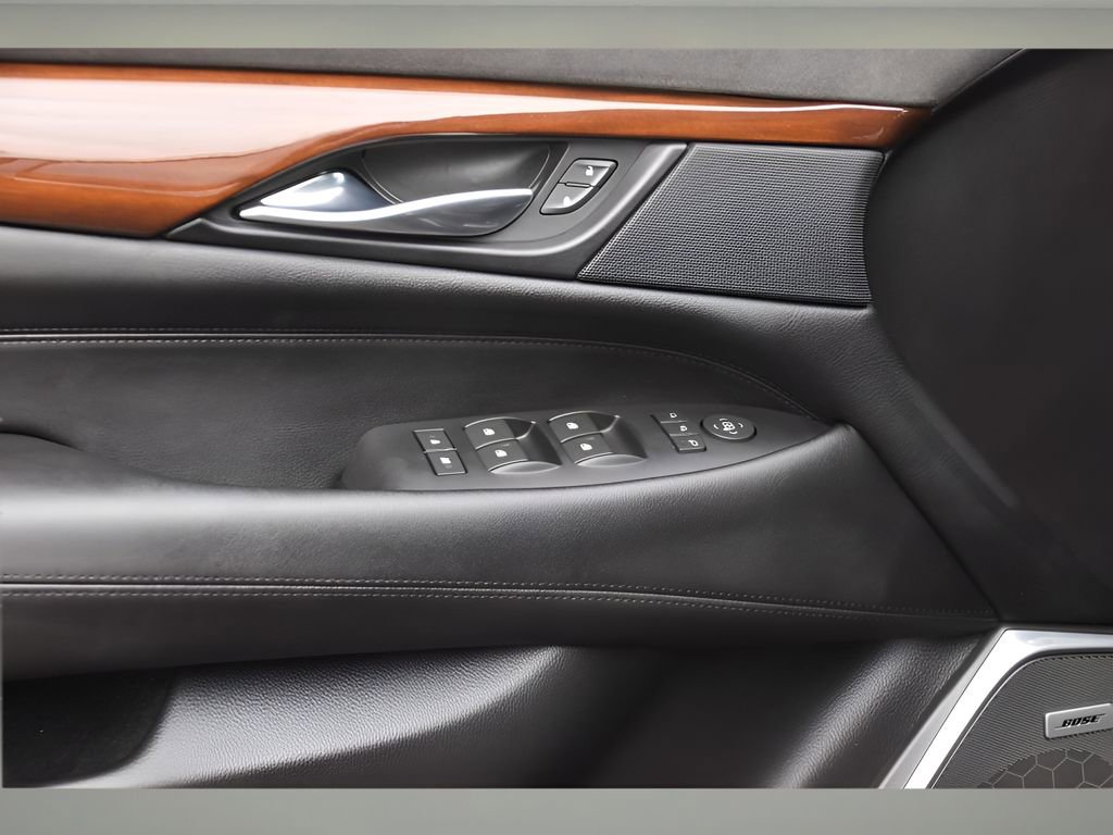 Used 2019 Cadillac Escalade ESV Luxury image 29