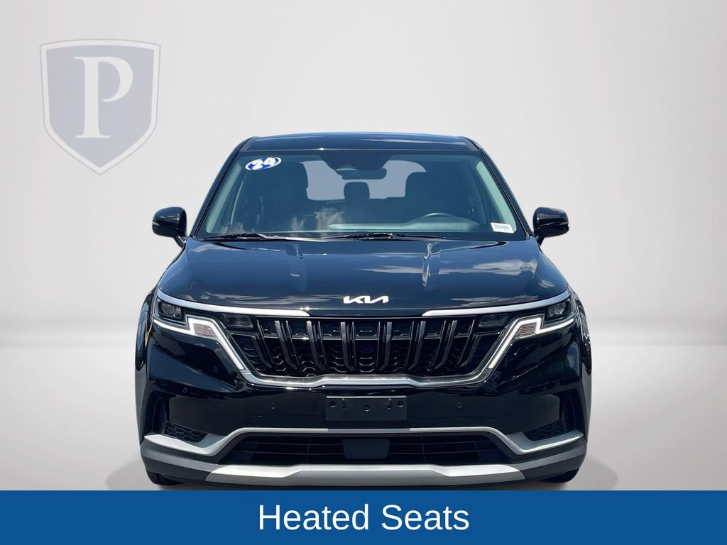 Used 2024 Kia Carnival EX FWD image 3