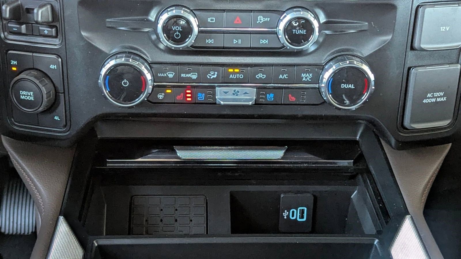 Certified 2025 Ford F450 King Ranch w/ Chrome Package image 26