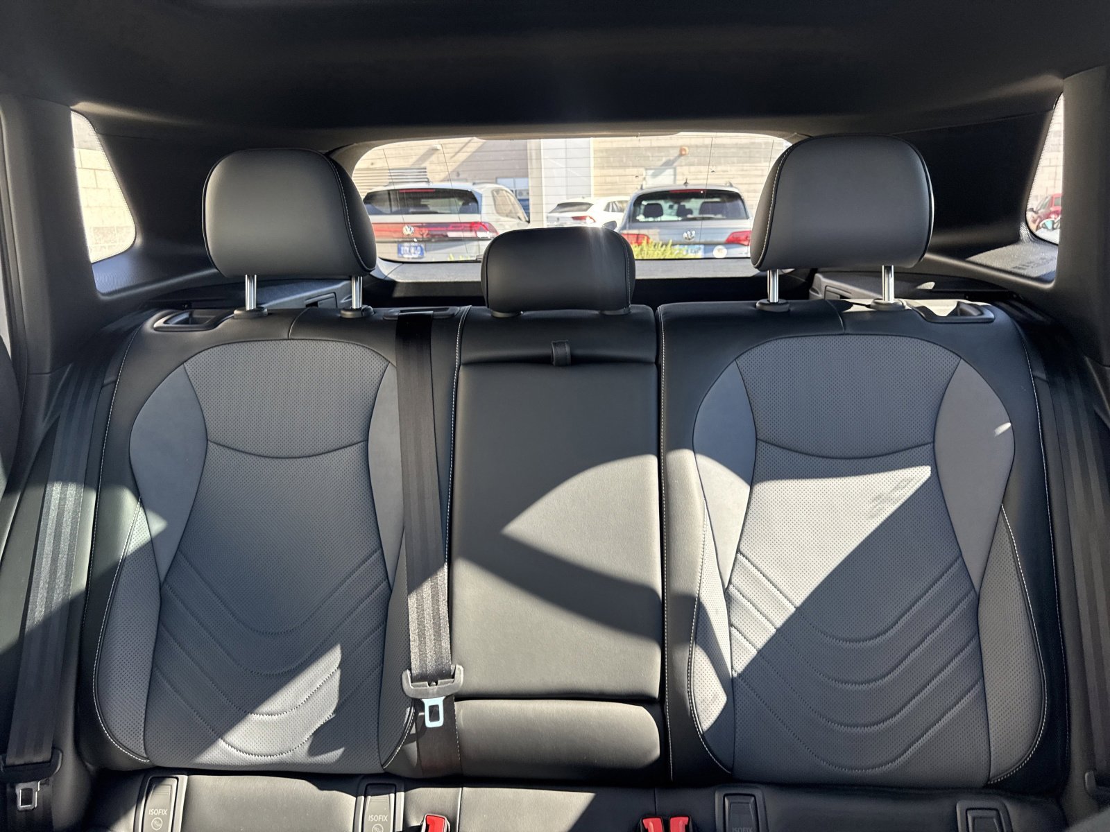 New 2026 Volkswagen Tiguan SE R-Line image 17