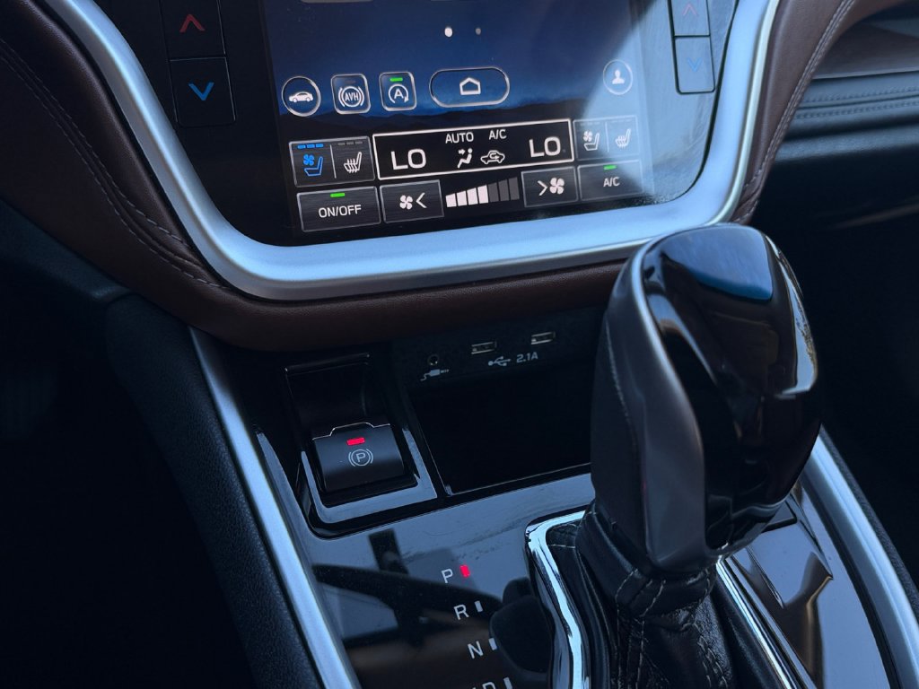 Certified 2021 Subaru Outback Touring AWD/4WD image 27