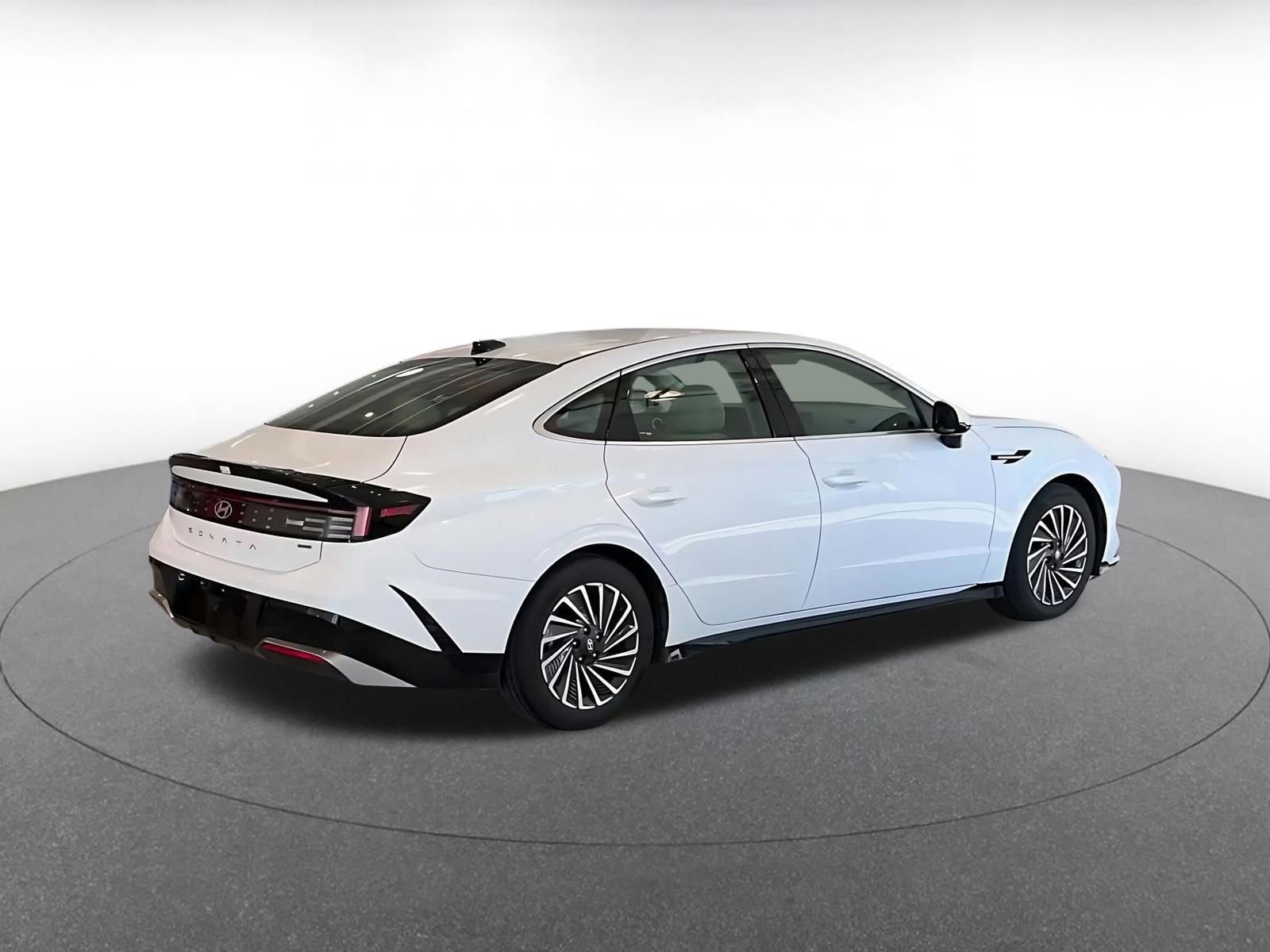Used 2025 Hyundai Sonata SEL image 15