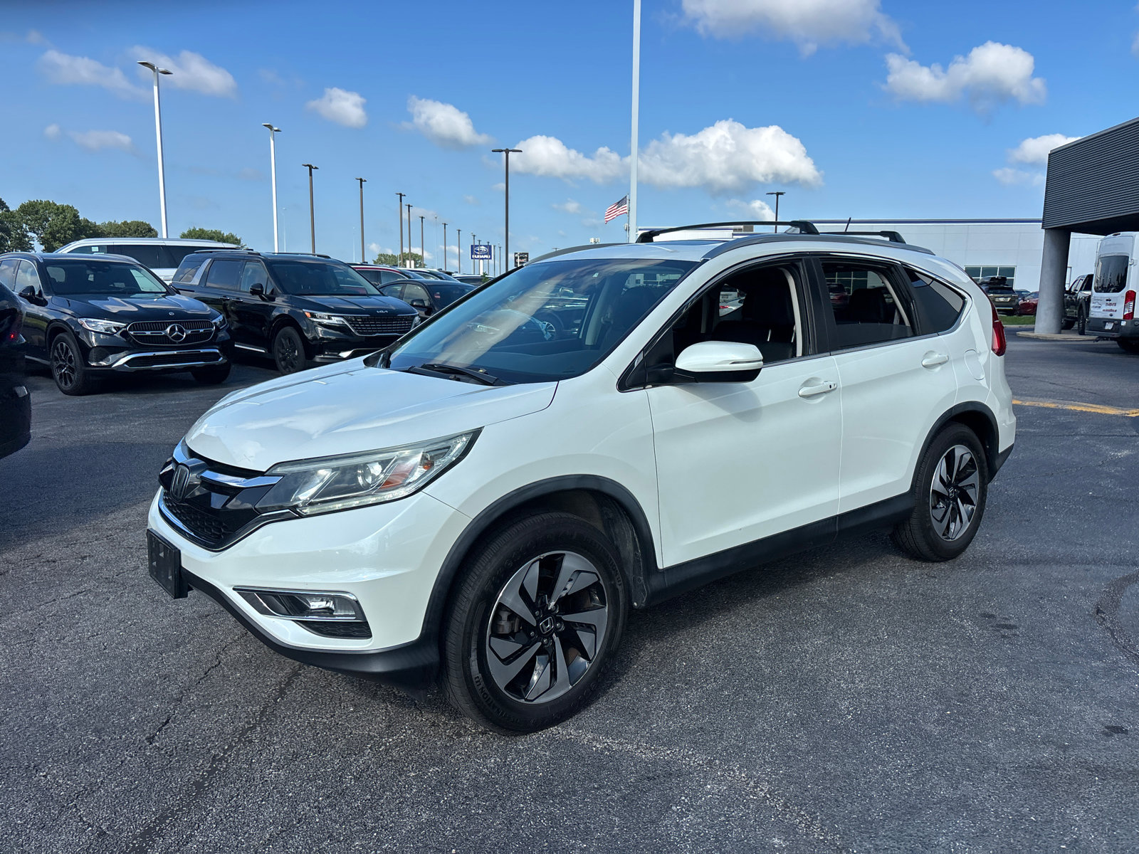 Used 2015 Honda CR-V Touring image 3