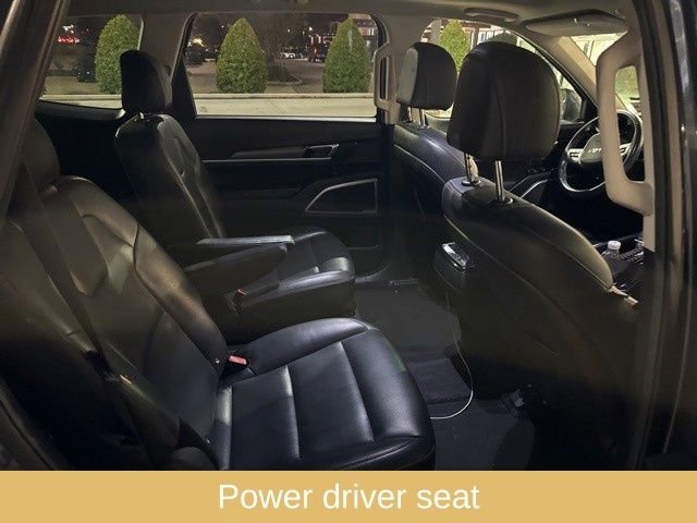 Used 2022 Kia Telluride S image 7