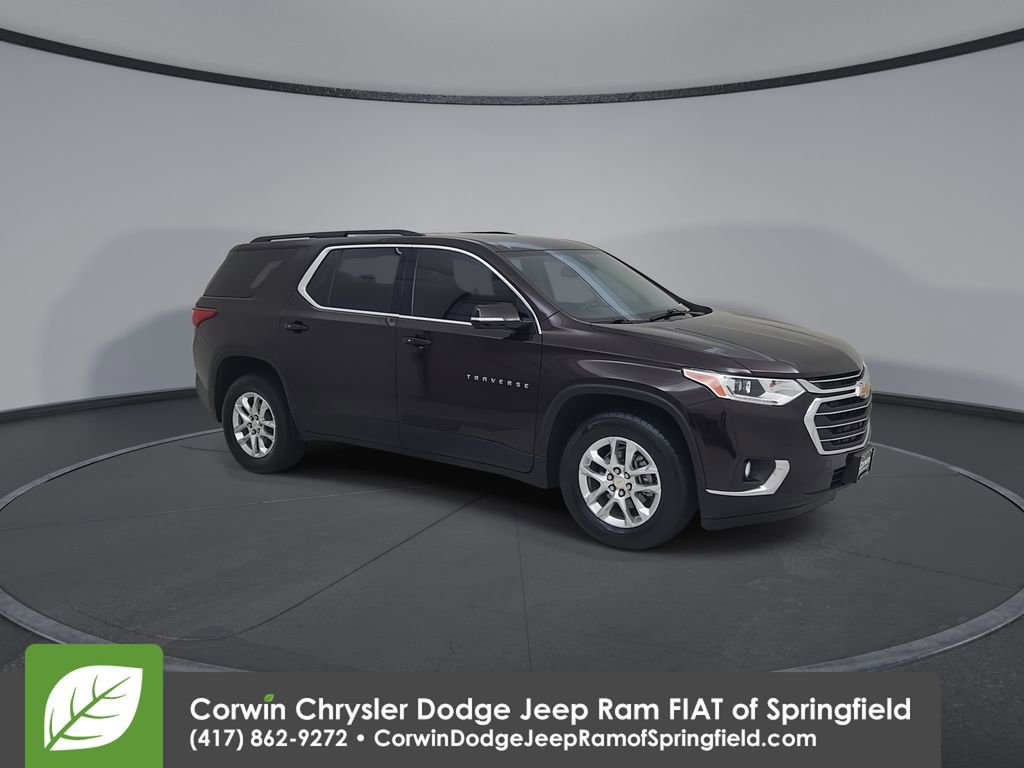 Used 2020 Chevrolet Traverse LT w/ Driver Confidence II Package AWD/4WD image 2