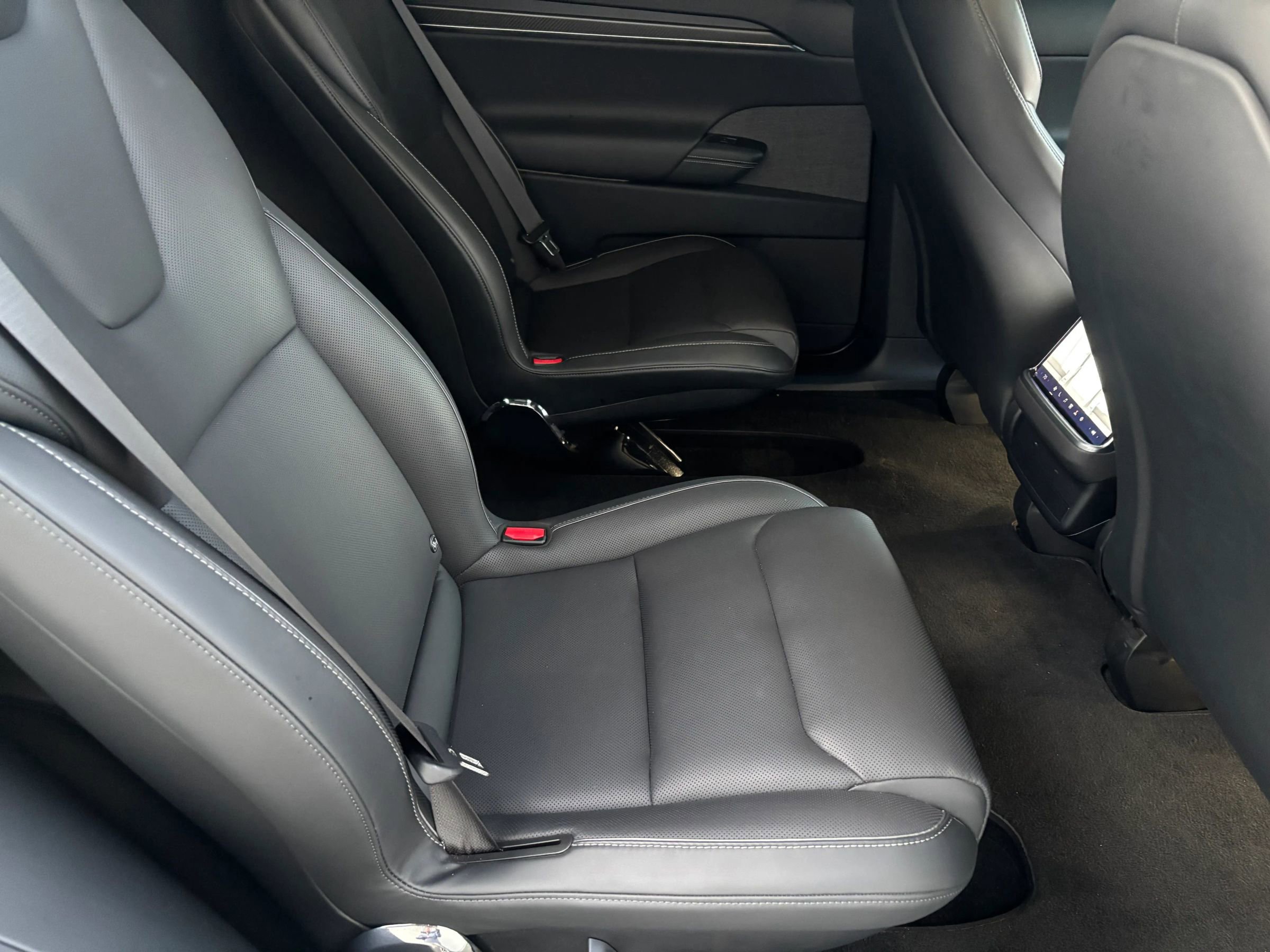 Used 2024 Tesla Model X Plaid image 14