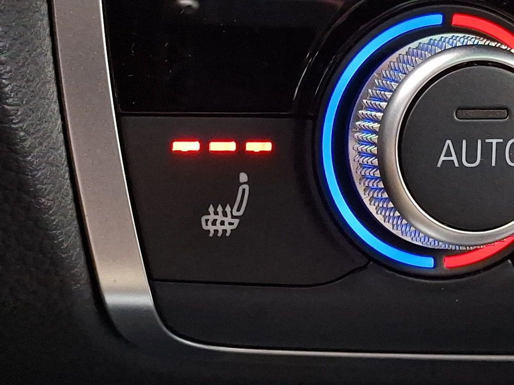 Certified 2025 Audi Q3 2.0T Premium Plus w/ Premium Plus Package image 24