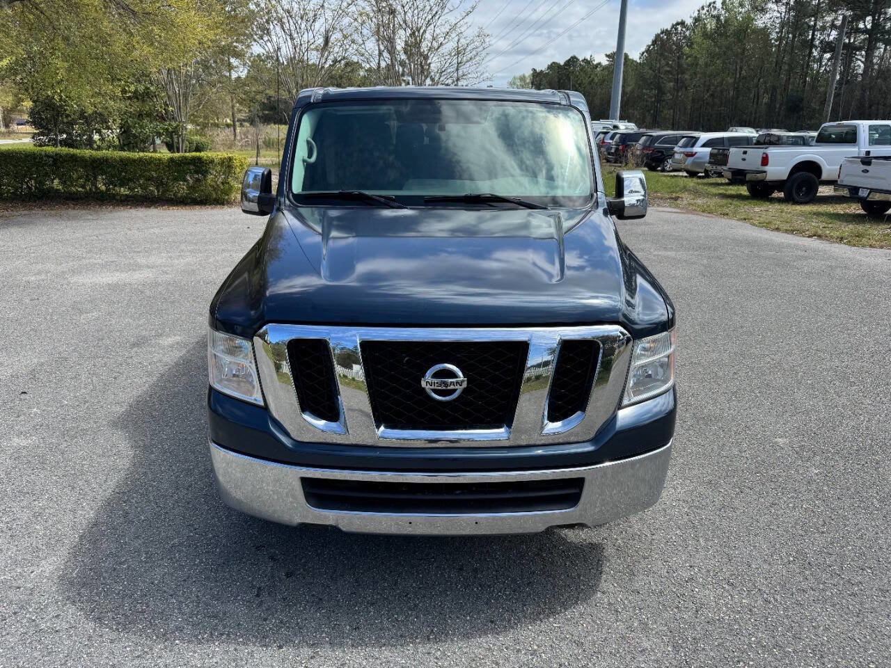 Used 2016 Nissan NV 3500 SV w/ SV Technology Package image 2