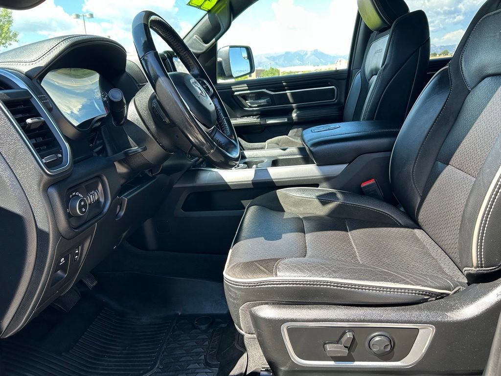 Used 2022 RAM 1500 Laramie w/ Sport Appearance Package AWD/4WD image 25
