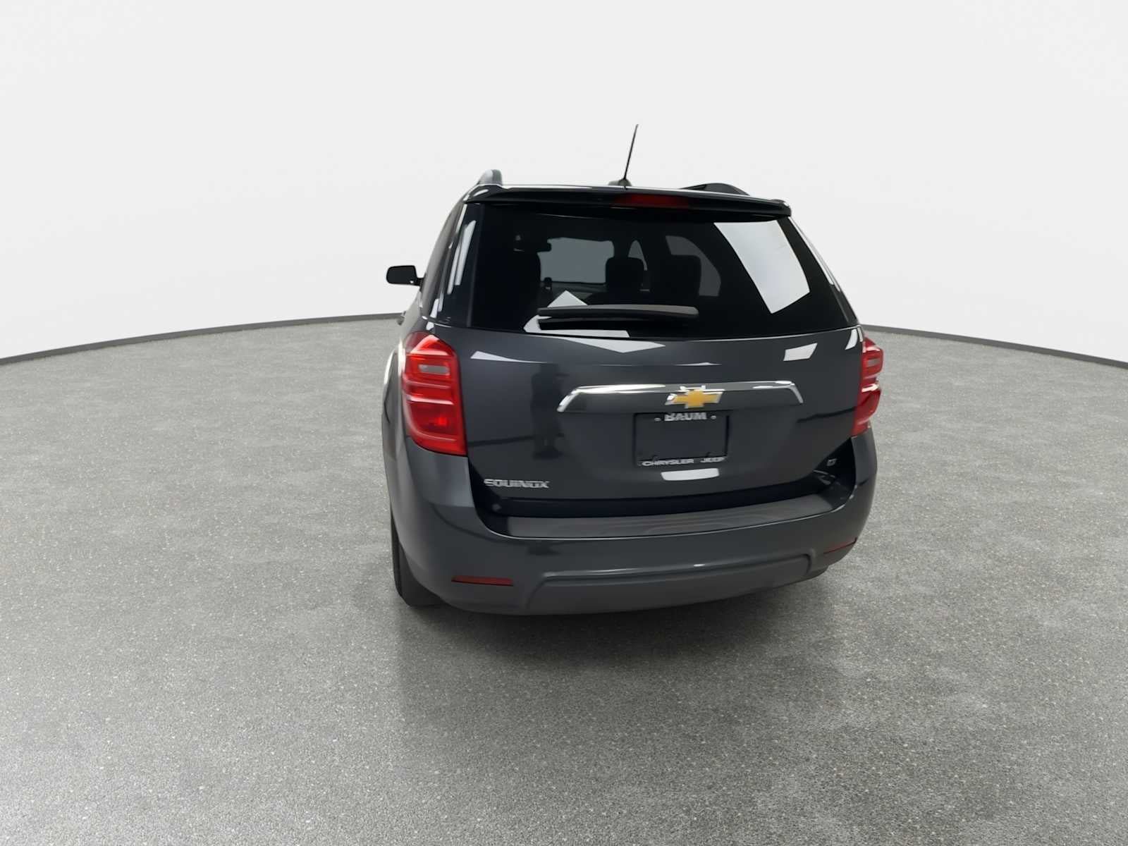 Used 2017 Chevrolet Equinox LT w/ Convenience Package FWD image 7