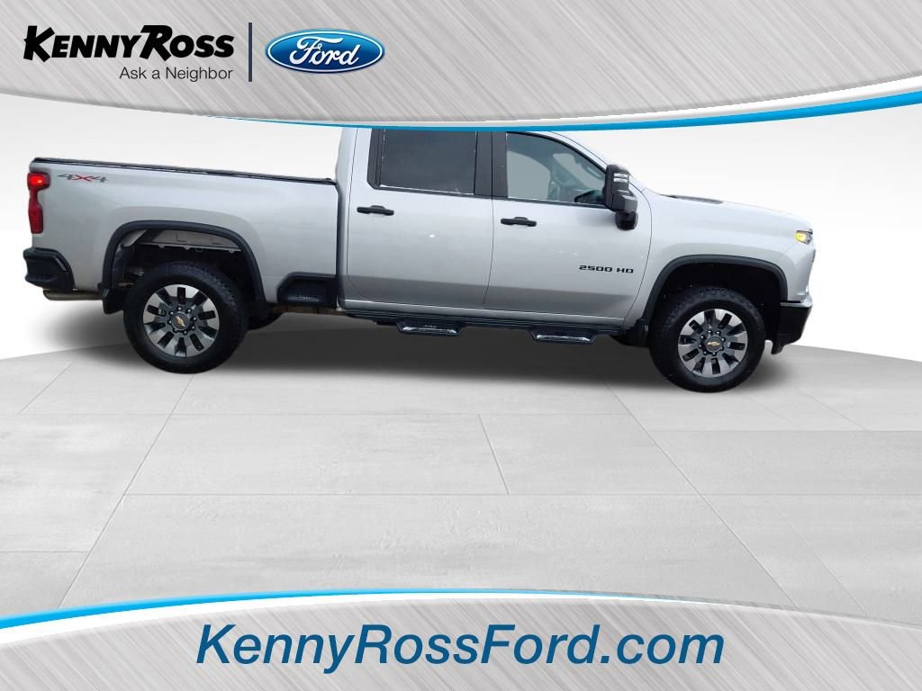 Used 2023 Chevrolet Silverado 2500 Custom w/ Custom Value Package