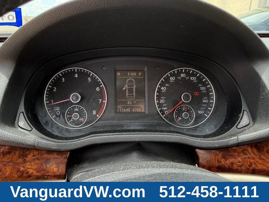 Used 2012 Volkswagen Passat 2.5 SEL FWD image 18