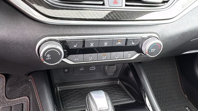 Used 2023 Nissan Altima 2.5 SR w/ SR Premium Package AWD/4WD image 16