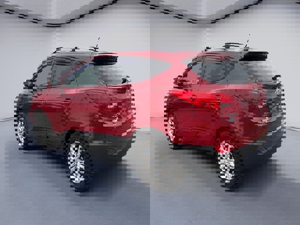 Used 2013 Hyundai Tucson GLS image 3